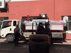 數控鉆孔攻絲機出貨浙江！